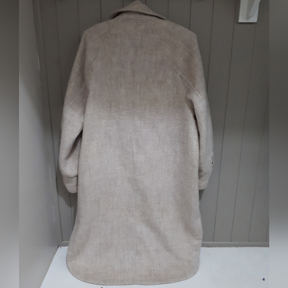 H&M long shacket - Picture 2 of 4